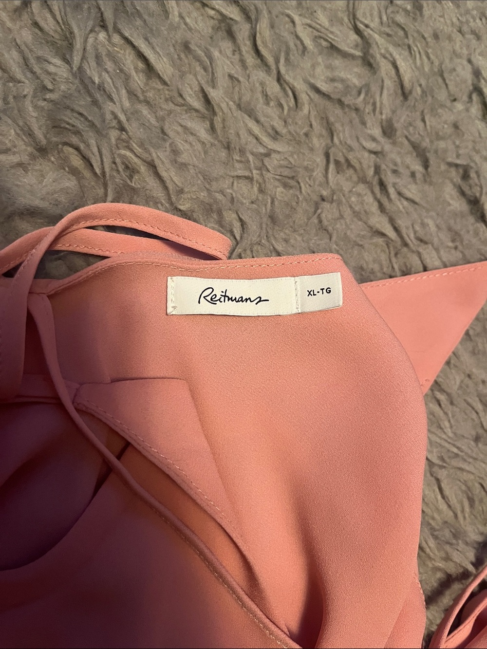 Reitmans Pink V-Neck Cami with Strap Details - Picture 3 of 3